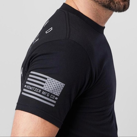 🇺🇸Howitzer Men’s Tee🇺🇸.  M - Picture 3 of 12